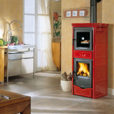 Nicoletta Evo - Stufa a legna ad aria con forno La Nordica Extraflame