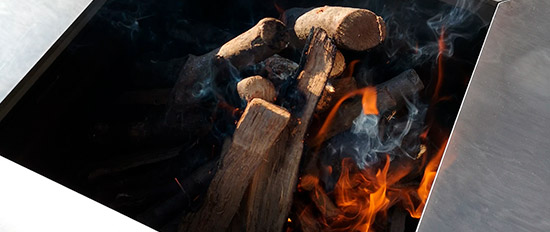Barbecue a legna da esterno in acciaio corten 4 piastre in acciaio inox  Clementi Gringo