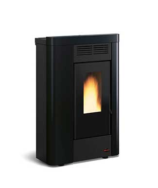 Annabella colore Nero stufa a pellet canalizzata La Nordica Extraflame Caminetti Carfagna