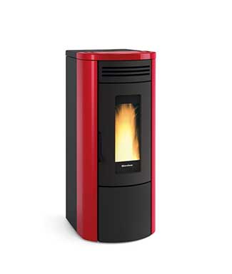 Costanza colore Bordeaux termostufa a pellet ermetica La Nordica Extraflame Caminetti Carfagna