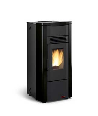 Giusy Evo colore Nero stufa a pellet ventilata La Nordica Extraflame Caminetti Carfagna