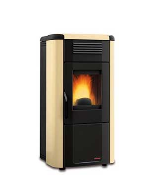 Viviana Evo colore Pergamena stufa a pellet ventilata La Nordica Extraflame Caminetti Carfagna